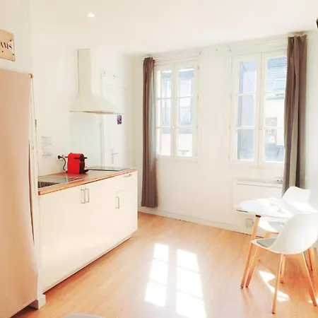 Elegant Appt In Paris- Cozy & Bright Rouen